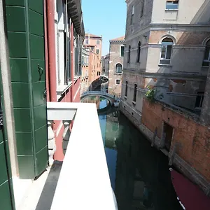 Sunny Canal A/c Wifi Venise